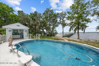 208 SCHOOL Road, East Palatka, FL 32131