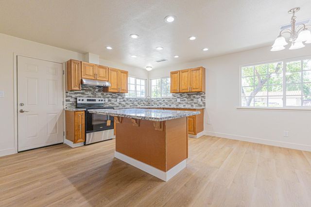 17925 Rodeo Drive, Madera, CA 93638
