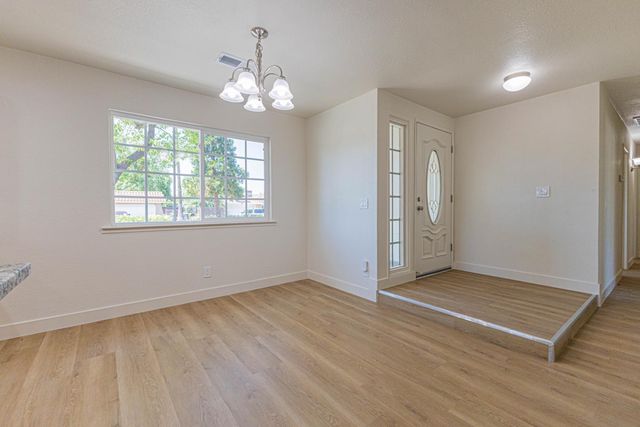 17925 Rodeo Drive, Madera, CA 93638