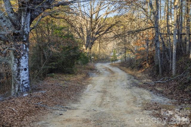 1236 Three Way Lane, Lenoir, NC 28645