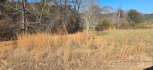 1236 Three Way Lane, Lenoir, NC 28645