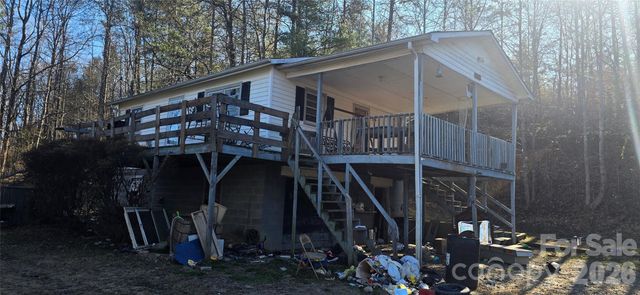 1236 Three Way Lane, Lenoir, NC 28645