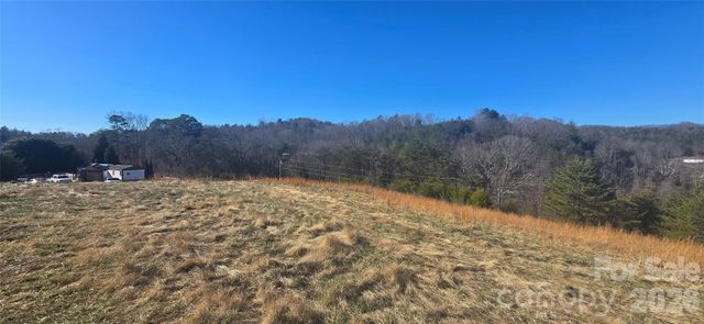 1236 Three Way Lane, Lenoir, NC 28645