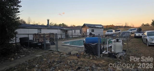 1236 Three Way Lane, Lenoir, NC 28645