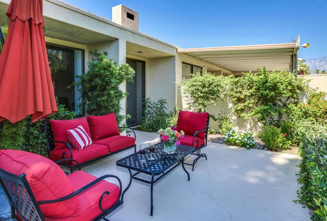 136 Desert West Drive, Rancho Mirage, CA 92270