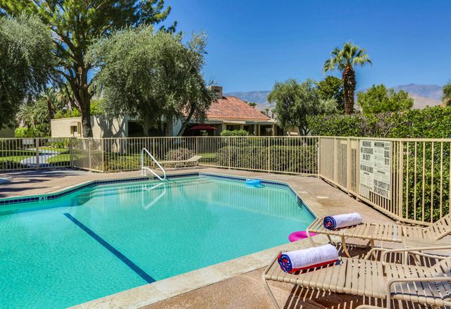 136 Desert West Drive, Rancho Mirage, CA 92270