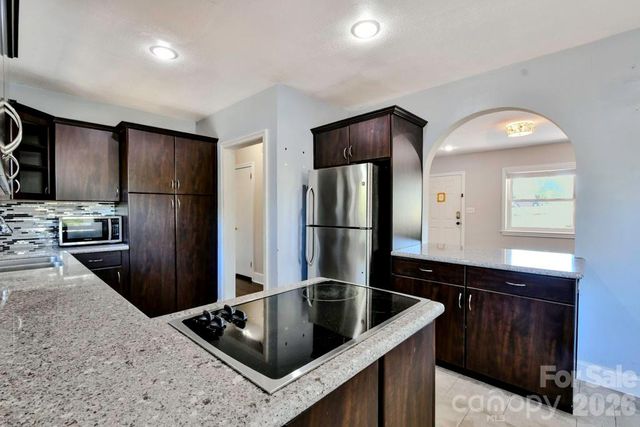 6918 Tuckaseegee Road, Charlotte, NC 28214