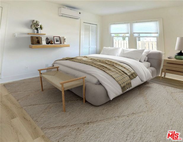 910 Victoria Avenue, Venice, CA 90291