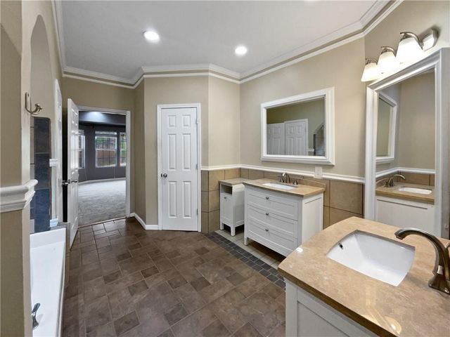 481 Cook Drive, Ellenwood, GA 30294