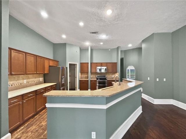 481 Cook Drive, Ellenwood, GA 30294