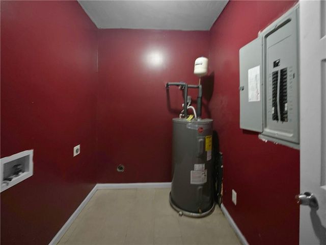 481 Cook Drive, Ellenwood, GA 30294