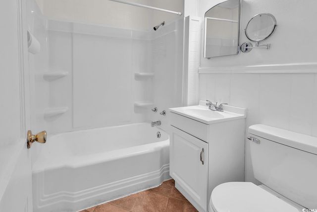 811 17th Ave Apt 4D, Conway, SC 29526