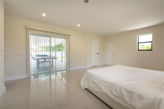 4700 Mckinley St, Hollywood, FL 33021