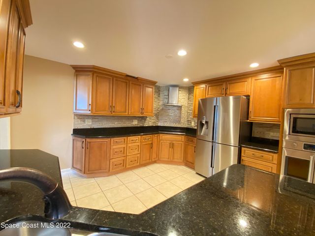 288 Coral Way W, Indialantic, FL 32903