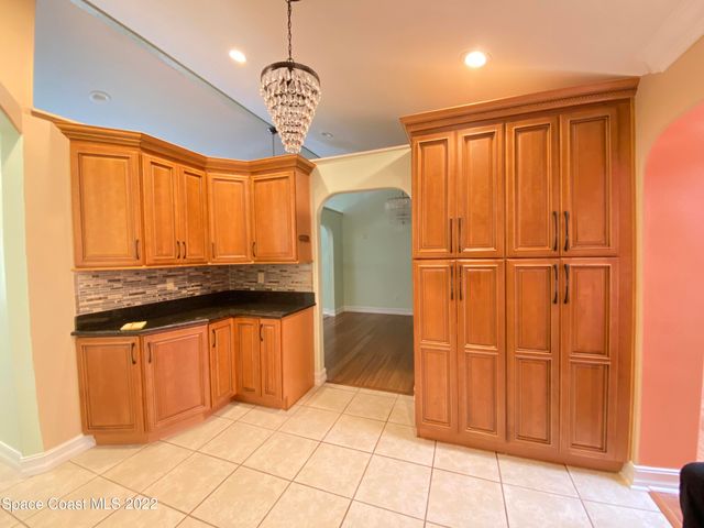 288 Coral Way W, Indialantic, FL 32903