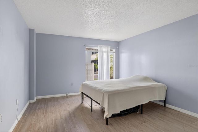 511 99TH AVENUE N 102, St Petersburg, FL 33702