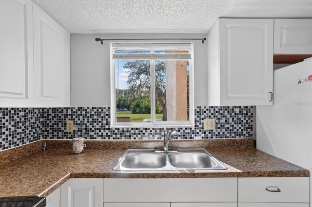 511 99TH AVENUE N 102, St Petersburg, FL 33702