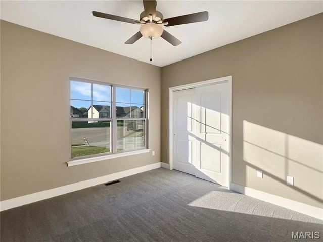 1816 Wellington Lane, Maryville, IL 62062