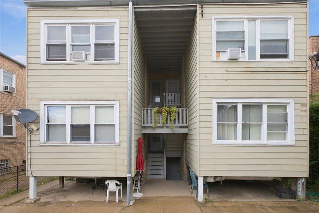 2553 W Summerdale Avenue 1E, Chicago, IL 60625