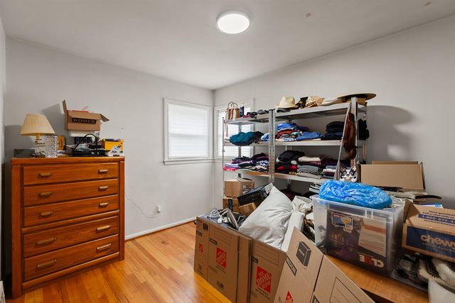 736 Farnham Avenue, Lincoln Park, MI 48146