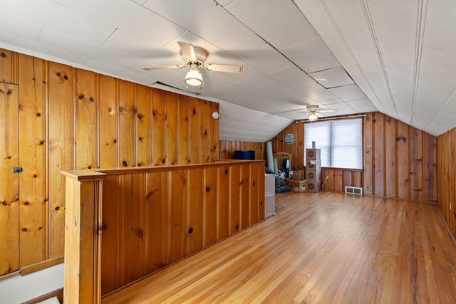 736 Farnham Avenue, Lincoln Park, MI 48146