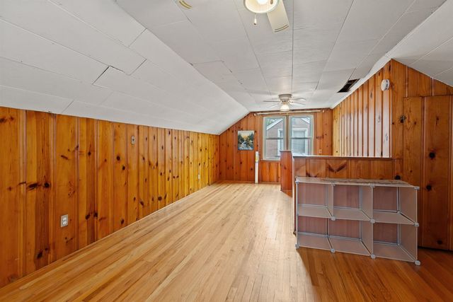 736 Farnham Avenue, Lincoln Park, MI 48146