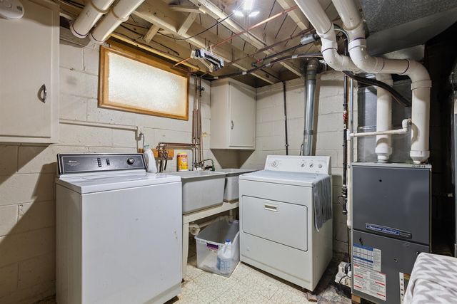 736 Farnham Avenue, Lincoln Park, MI 48146