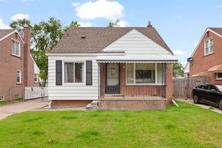 736 Farnham Avenue, Lincoln Park, MI 48146