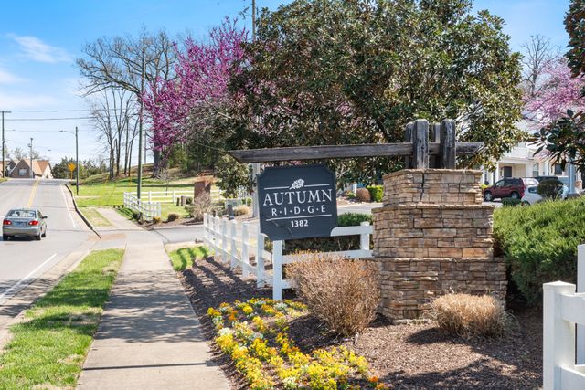 1382 Rural Hill Rd Unit 301, Antioch, TN 37013