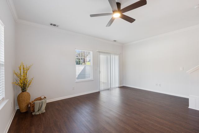 1382 Rural Hill Rd Unit 301, Antioch, TN 37013