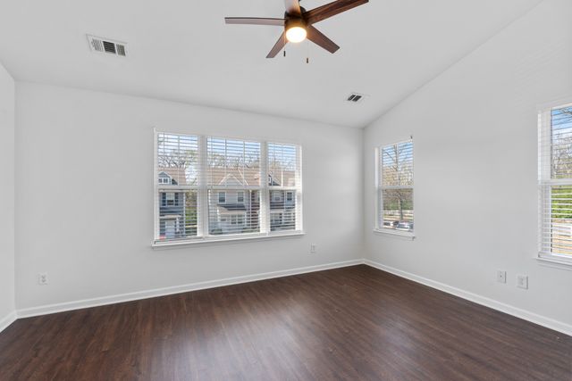 1382 Rural Hill Rd Unit 301, Antioch, TN 37013