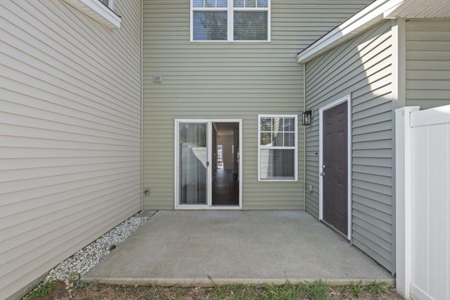 1382 Rural Hill Rd Unit 301, Antioch, TN 37013