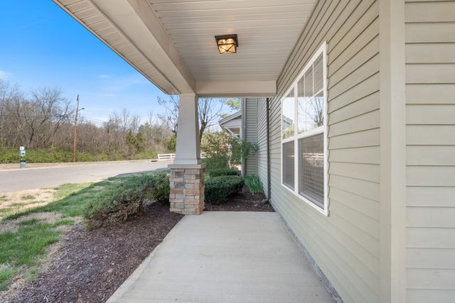 1382 Rural Hill Rd Unit 301, Antioch, TN 37013