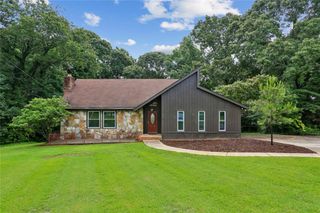 5460 Chanterella Court SW, Lilburn, GA 30047