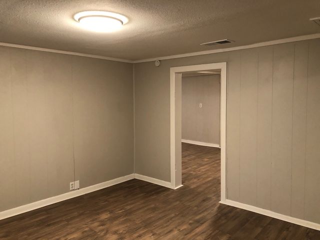1310 S 5th Street, Bonham, TX 75418