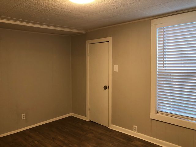 1310 S 5th Street, Bonham, TX 75418