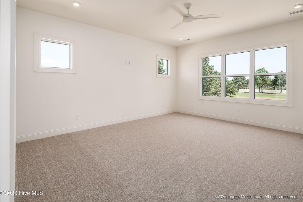 Image 24 of property listing at 11 Sunflower Court, Snow Hill, NC 28580