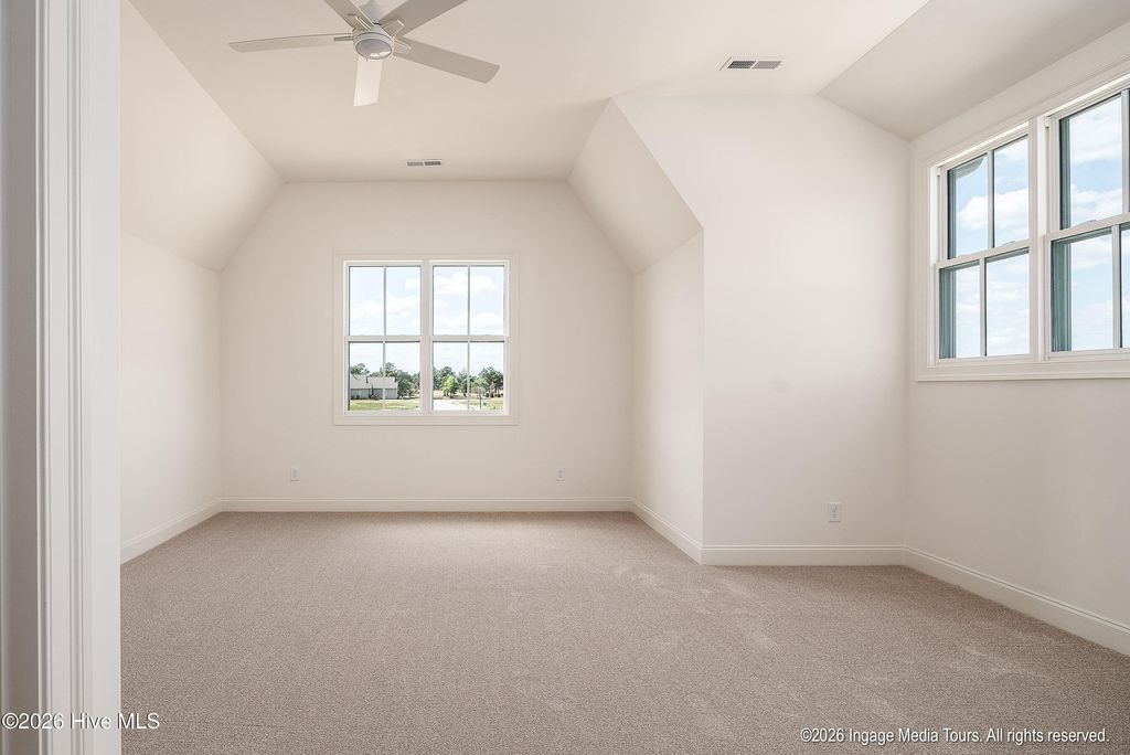 Image 33 of property listing at 11 Sunflower Court, Snow Hill, NC 28580