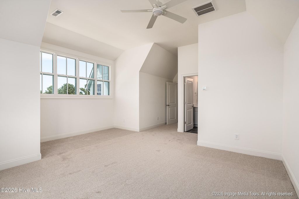 Image 34 of property listing at 11 Sunflower Court, Snow Hill, NC 28580