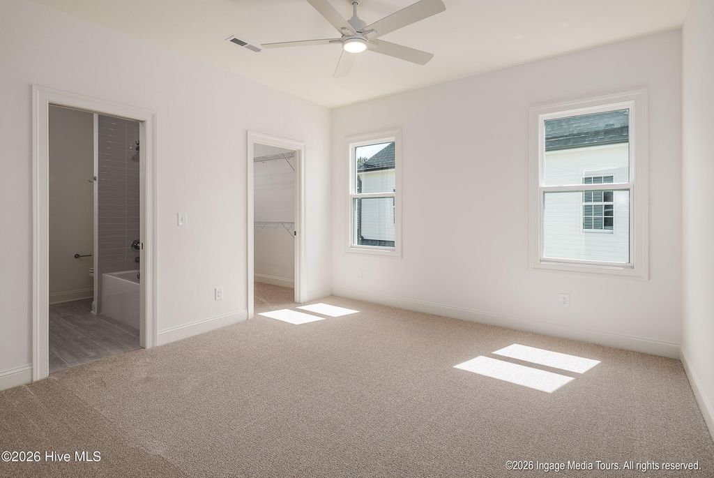 Image 39 of property listing at 11 Sunflower Court, Snow Hill, NC 28580