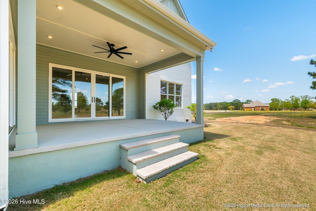 Image 54 of property listing at 11 Sunflower Court, Snow Hill, NC 28580