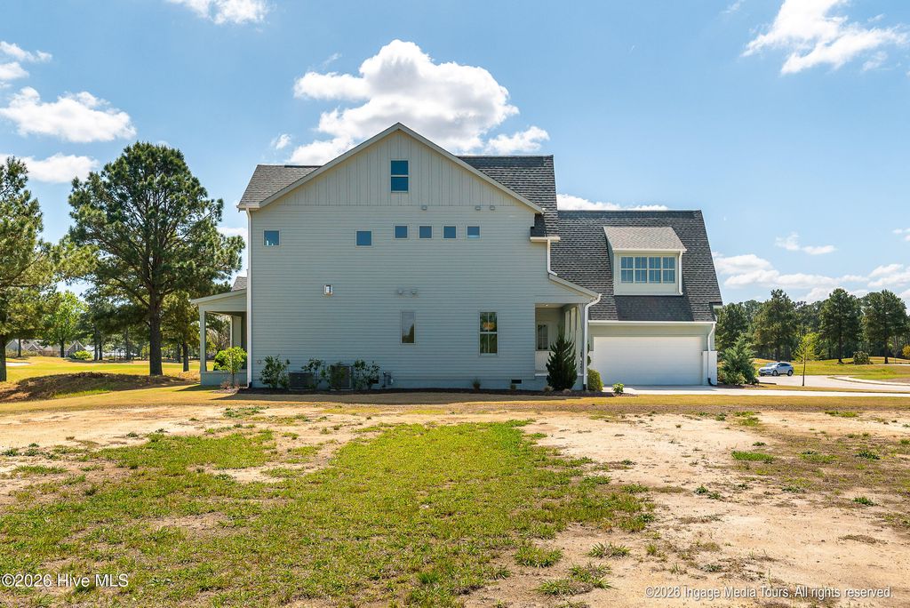 Image 56 of property listing at 11 Sunflower Court, Snow Hill, NC 28580