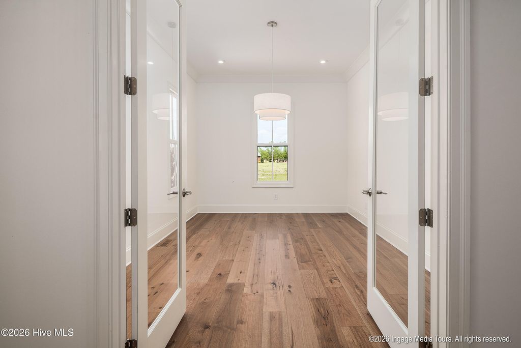 Image 7 of property listing at 11 Sunflower Court, Snow Hill, NC 28580