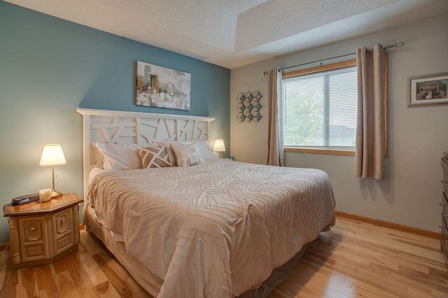 1087 Parkway Lane, West Fargo, ND 58078