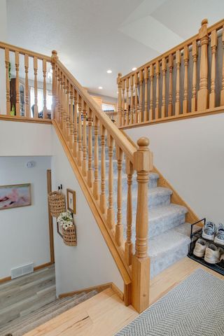 1087 Parkway Lane, West Fargo, ND 58078