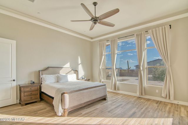 6445 W Triangle Cross Way, Marana, AZ 85658