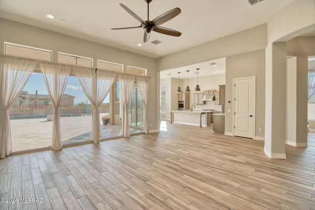 6445 W Triangle Cross Way, Marana, AZ 85658