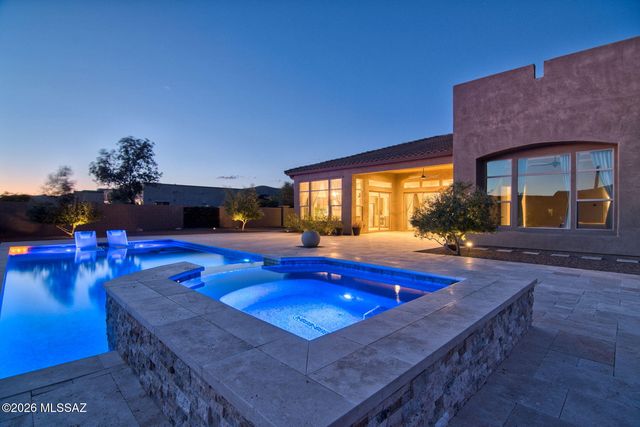 6445 W Triangle Cross Way, Marana, AZ 85658