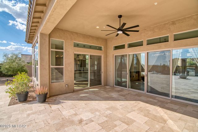 6445 W Triangle Cross Way, Marana, AZ 85658