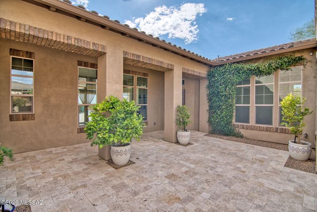 6445 W Triangle Cross Way, Marana, AZ 85658